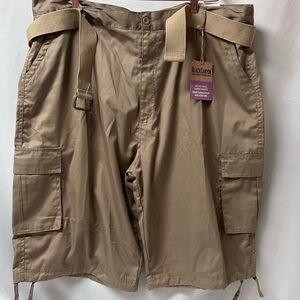 Black Canyon Outfitters men’s size 42 khaki cargo‎ shorts (3015)